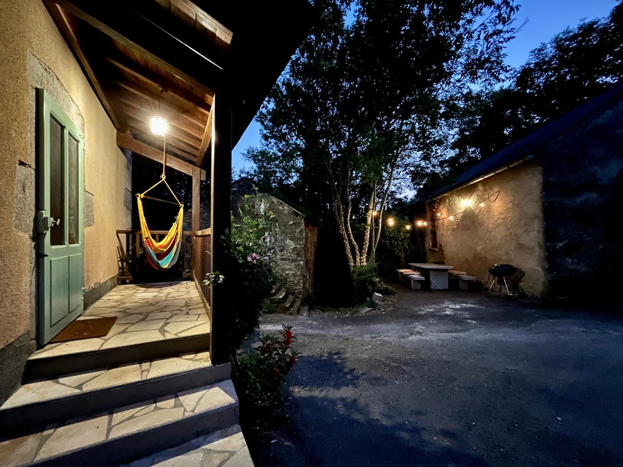Parenthese En Foret - Lodge Baliveau Le Bez  Exterior photo